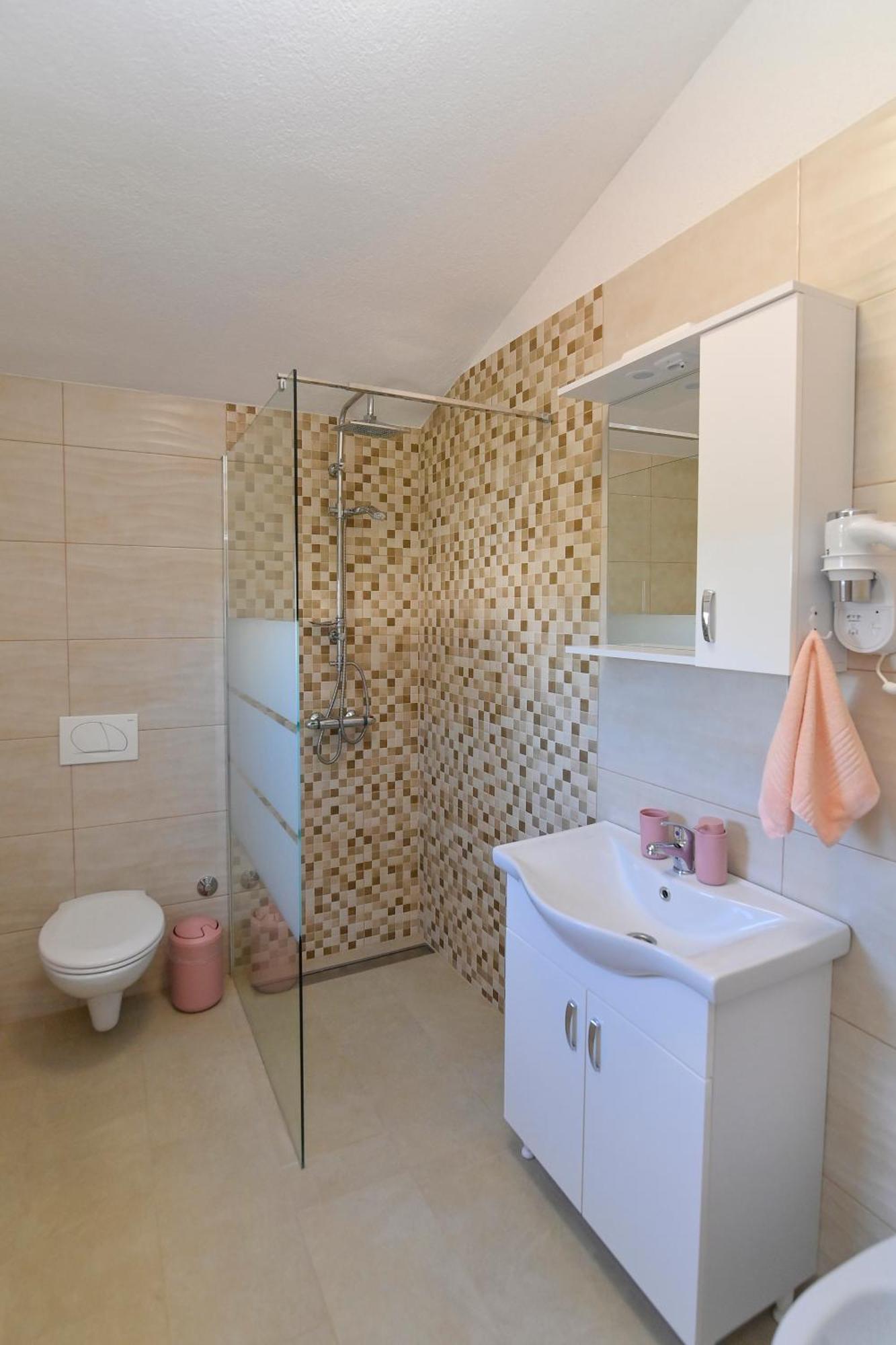 Vacation House Ulika Gabonjin المظهر الخارجي الصورة