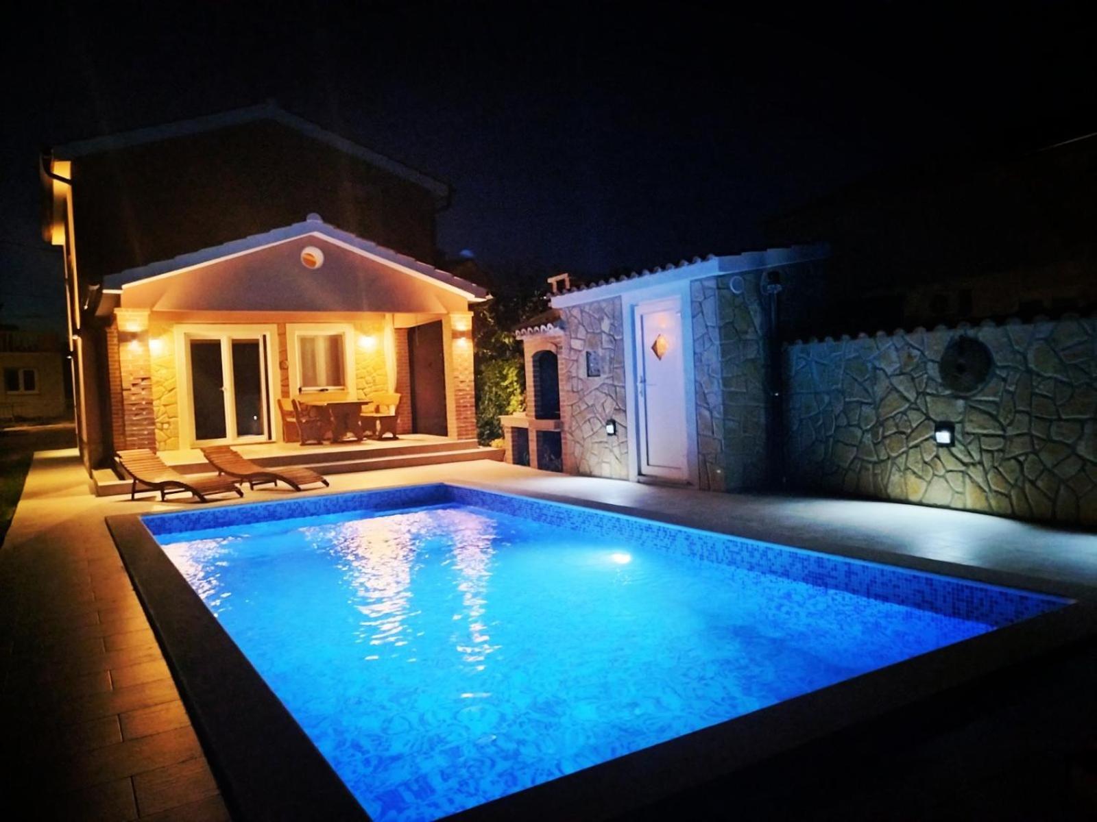 Vacation House Ulika Gabonjin المظهر الخارجي الصورة